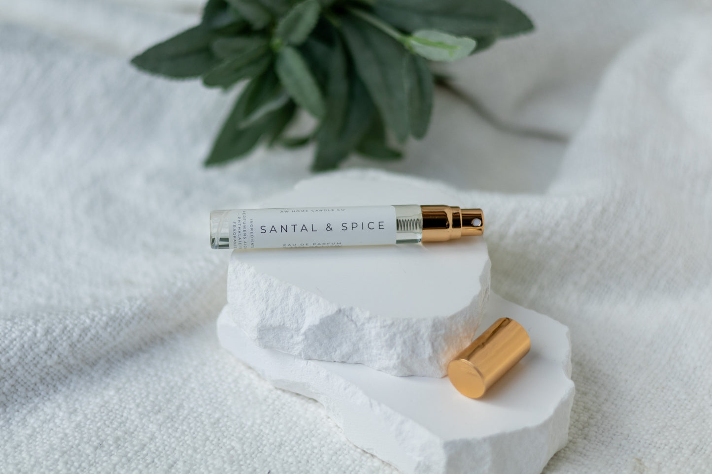 SANTAL & SPICE Perfume